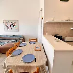 A Nepita Splendide Vue Avec Piscine Σπίτι διακοπών