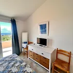 Σπίτι διακοπών A Nepita Splendide Vue Avec Piscine *