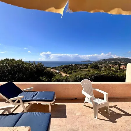 A Nepita Splendide Vue Avec Piscine بيت للعطل بورتو فيكشْيو