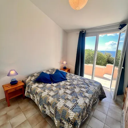 Vakantiehuis A Nepita Splendide Vue Avec Piscine