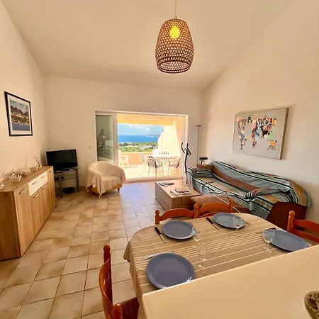 A Nepita Splendide Vue Avec Piscine Vakantiehuis Porto-Vecchio (Corsica)