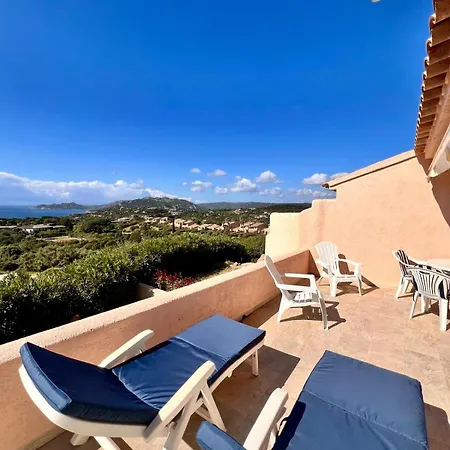 A Nepita Splendide Vue Avec Piscine Vakantiehuis Porto-Vecchio (Corsica)