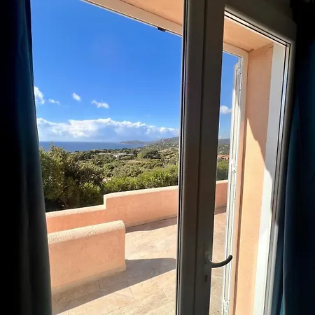 Сasa de vacaciones A Nepita Splendide Vue Avec Piscine