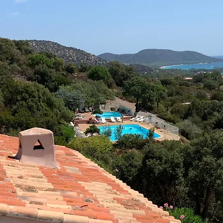 A Nepita Splendide Vue Avec Piscine Сasa de vacaciones *