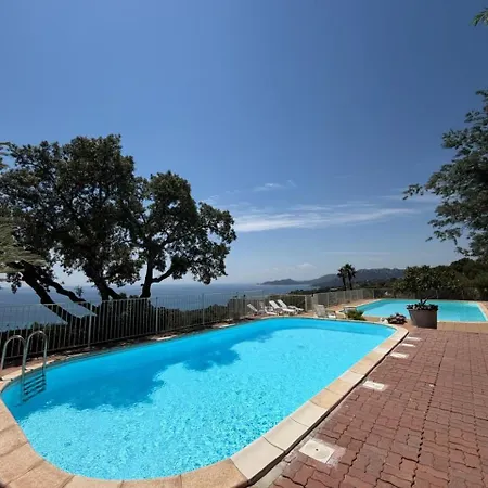 A Nepita Splendide Vue Avec Piscine Vakantiehuis Porto-Vecchio (Corsica)