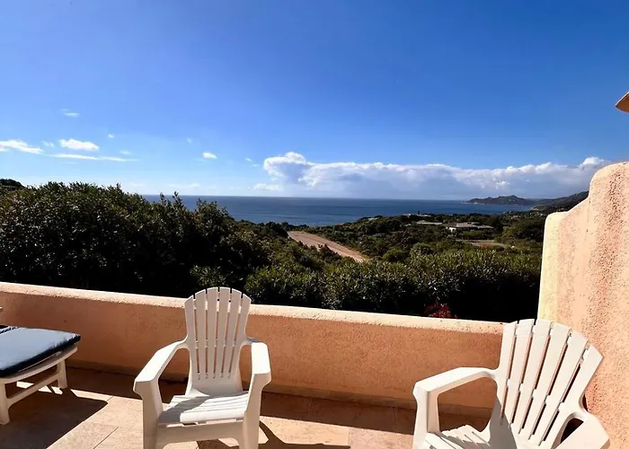 A Nepita Splendide Vue Avec Piscine