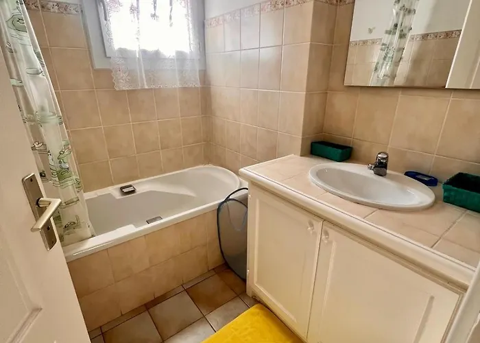 A Nepita Splendide Vue Avec Piscine Feriehus Porto-Vecchio (Corsica)