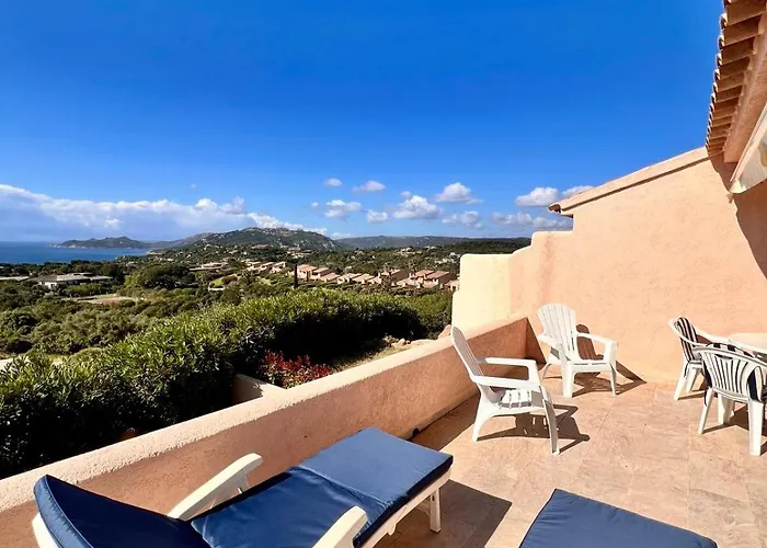 A Nepita Splendide Vue Avec Piscine Feriehus Porto-Vecchio (Corsica)