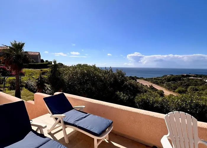 A Nepita Splendide Vue Avec Piscine *